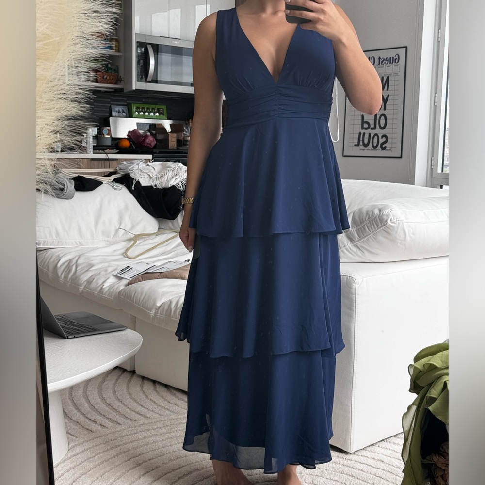 NWT lulu’s navy blue tiered flowy dress